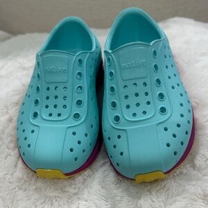 Native Kids Turquoise and Magenta Water Shoes